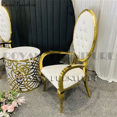 Kuldsed roostevabast terasest ovaalsed kõrge seljatoega pulmatoolid